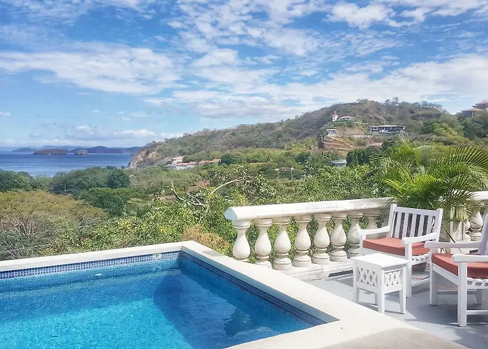 Pura Vista Hotel 3*