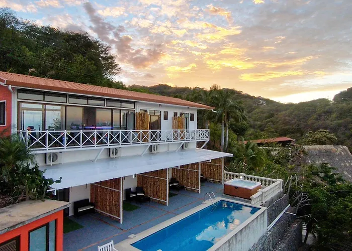 Pura Vista 3* Playa Ocotal
