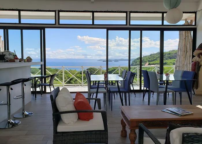 Pura Vista Hotel